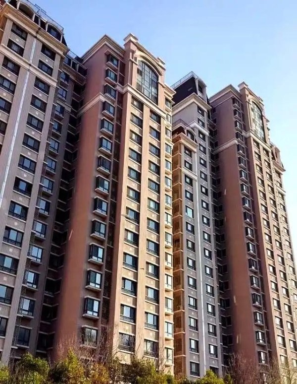 中国银河证券 中介说漏嘴，今明两年买房，请牢记这7个字：“买旧、买大、不买三”